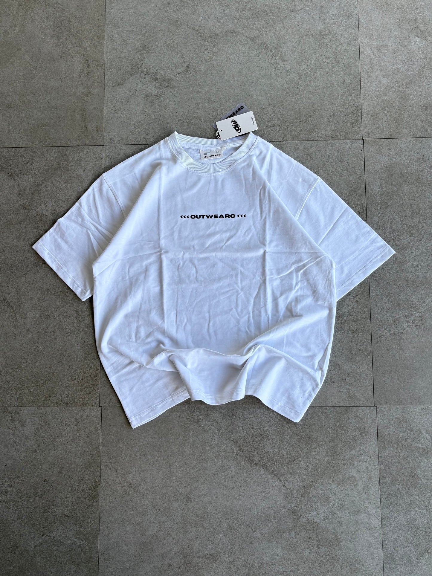 Oversized Sports car Tshirt White - outwearo