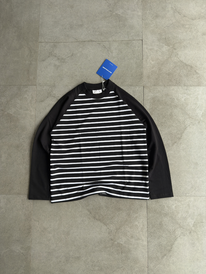 Fullsleeve striped Reglan sleeve Body