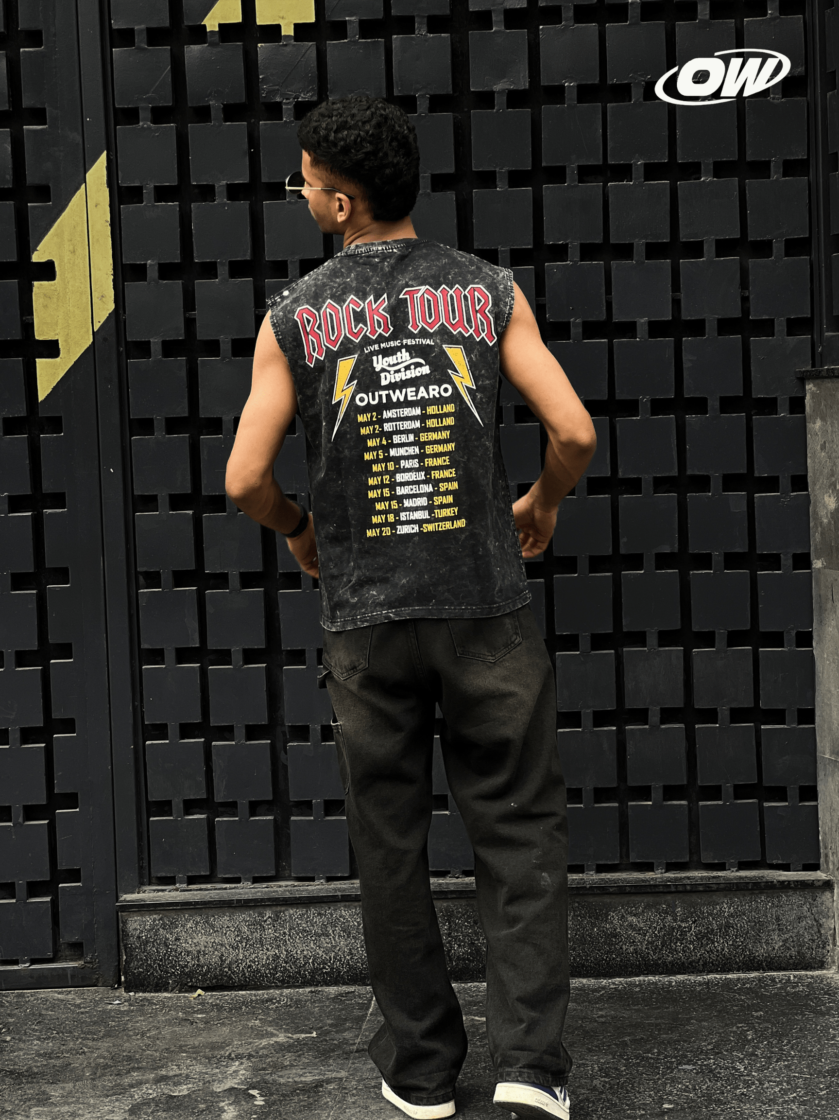 Acid wash sleeveless tshirt Rock printed shoulder stud - outwearo