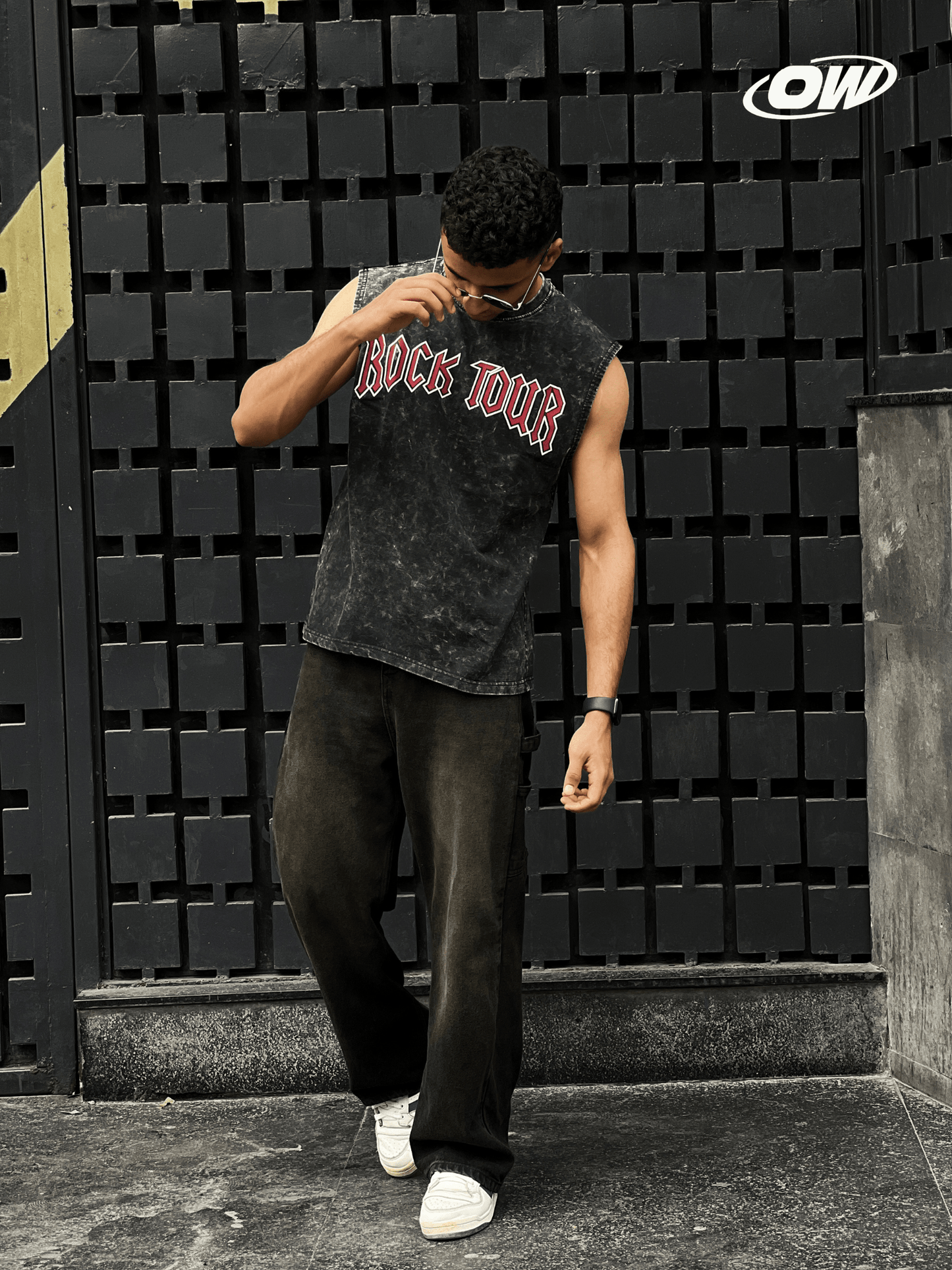 Acid wash sleeveless tshirt Rock printed shoulder stud - outwearo