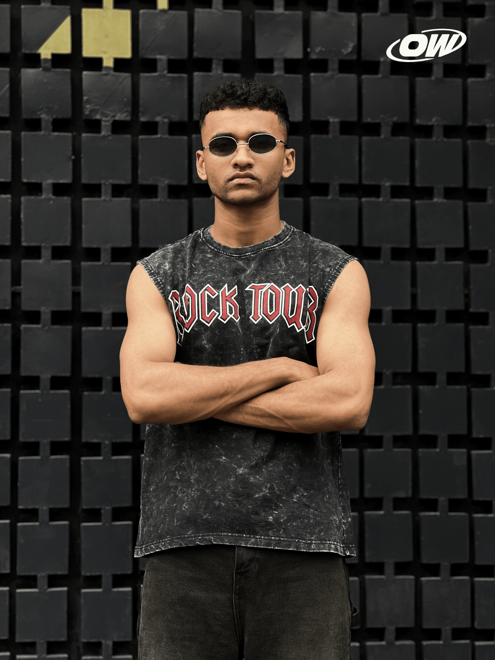 Acid wash sleeveless tshirt Rock printed shoulder stud - outwearo