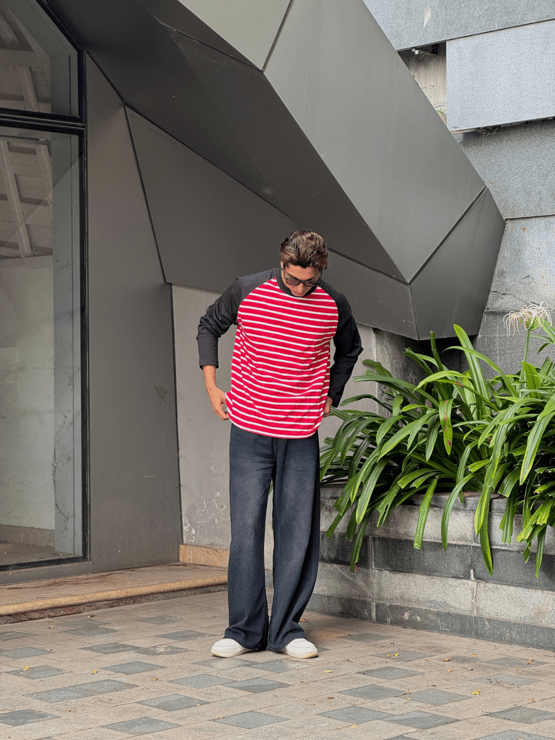 Fullsleeve striped Reglan sleeve Red Body - outwearo