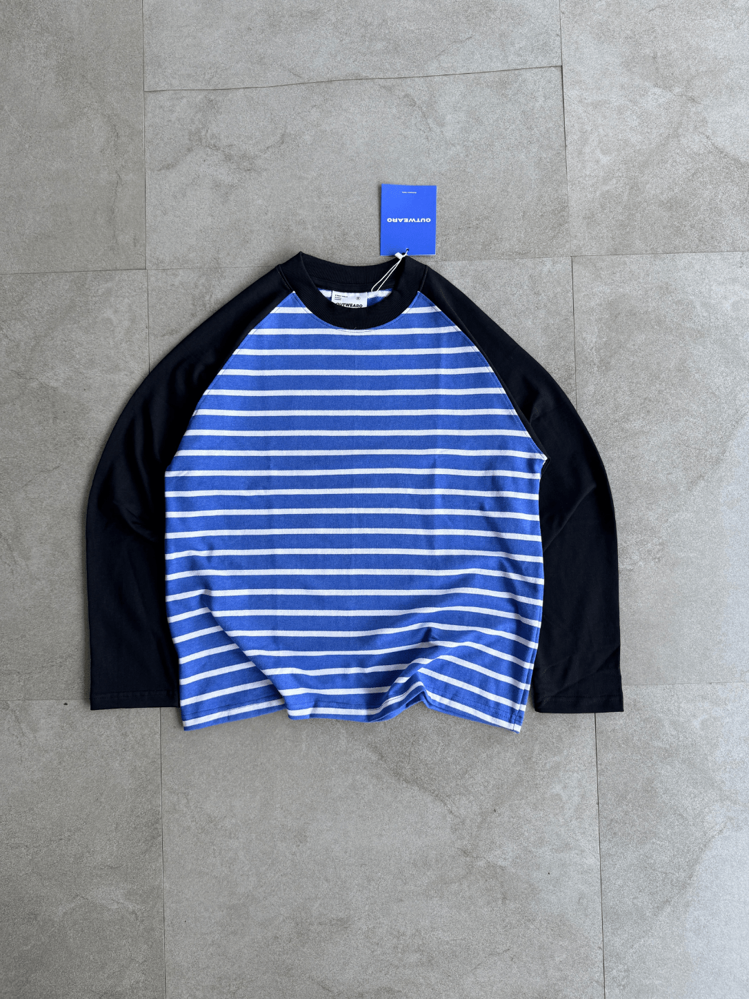 Fullsleeve striped Reglan sleeve Royal blue Body - outwearo