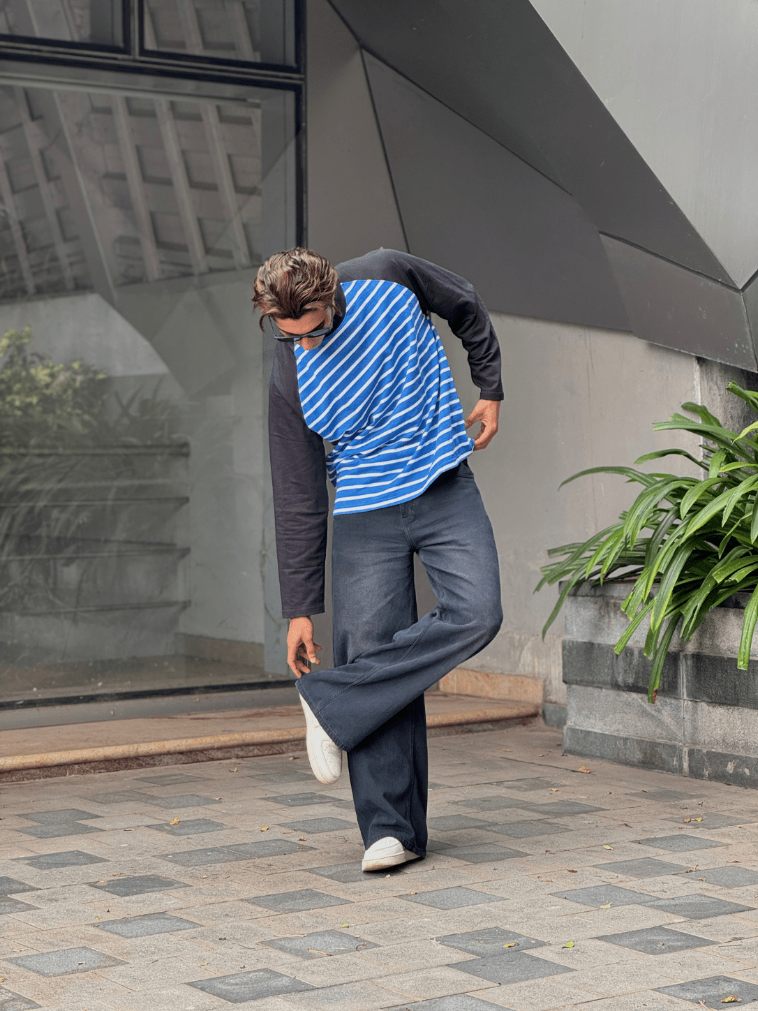 Fullsleeve striped Reglan sleeve Royal blue Body - outwearo