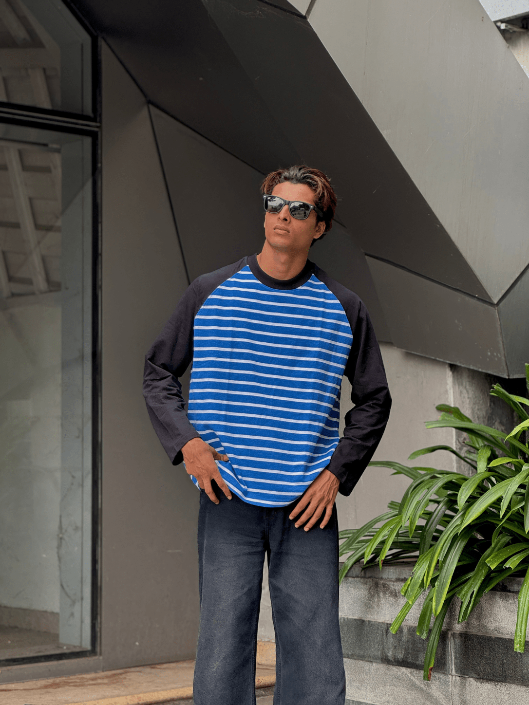 Fullsleeve striped Reglan sleeve Royal blue Body - outwearo