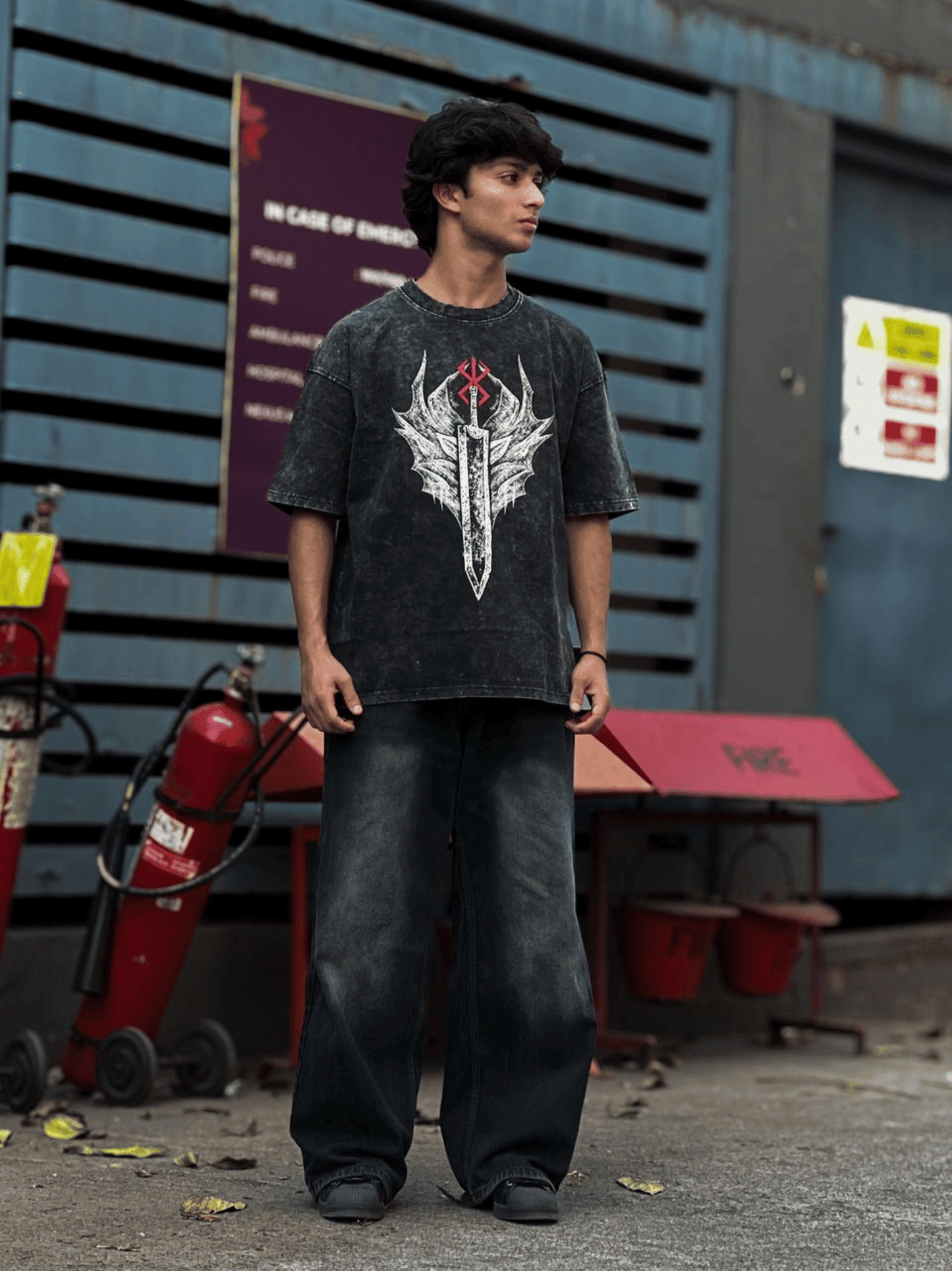 Oversized Acide wash Tshirt Black Berserk New - outwearo