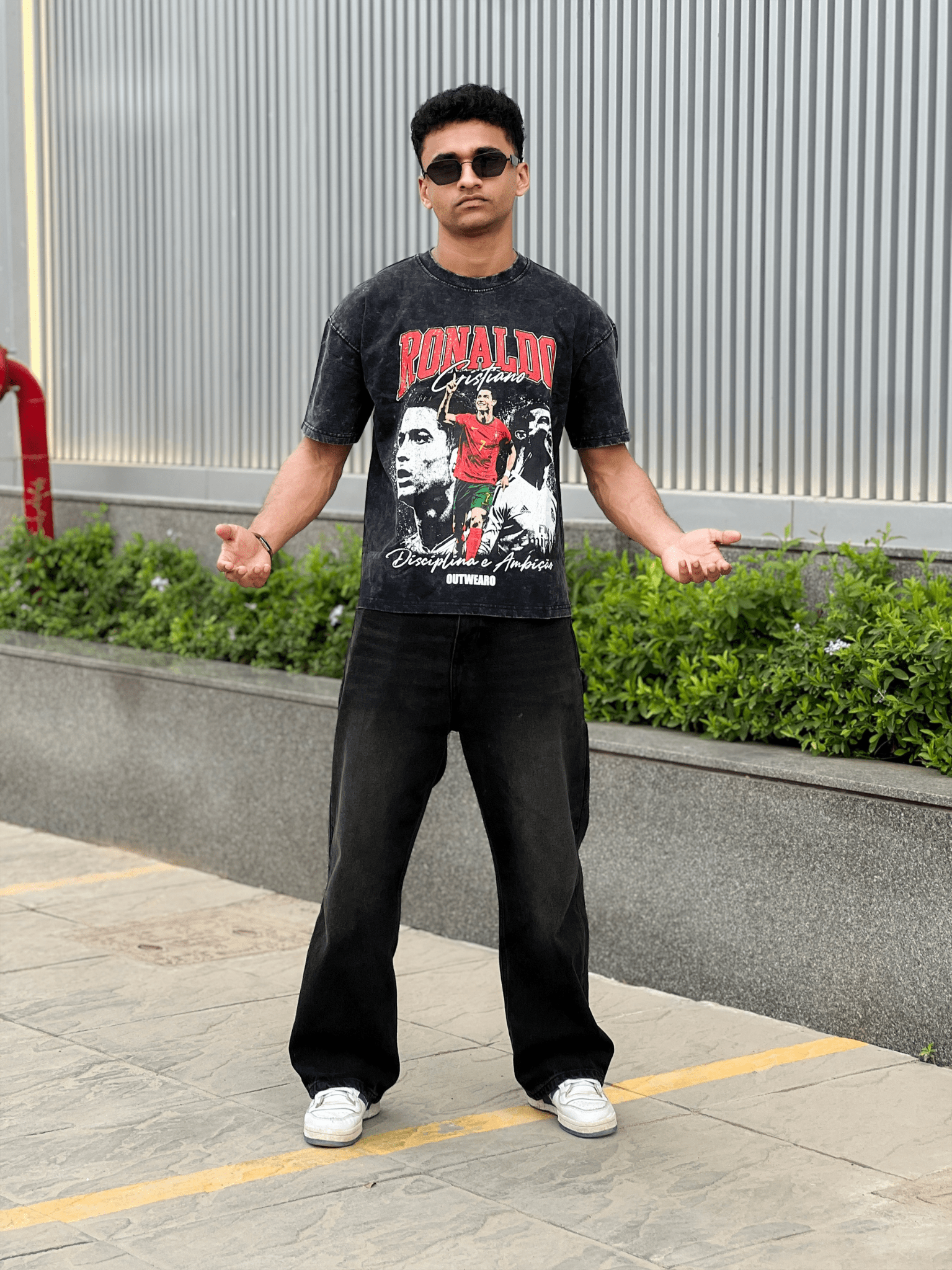 Oversized Acide wash Tshirt Ronaldo - outwearo